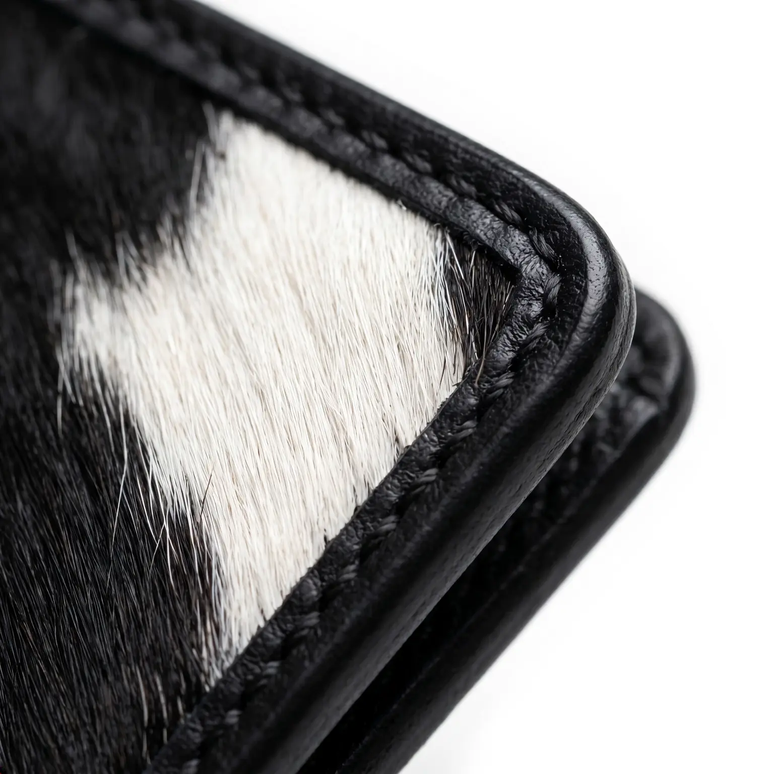 Handcrafted edge and stitching detail